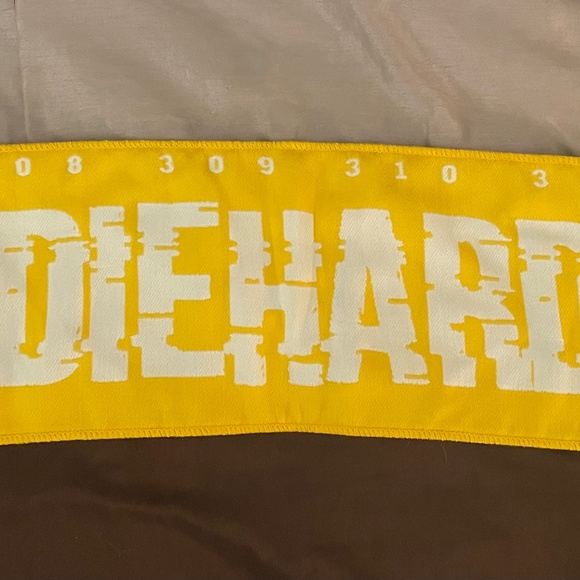 LA Kings Scarf - Picture 3 of 4